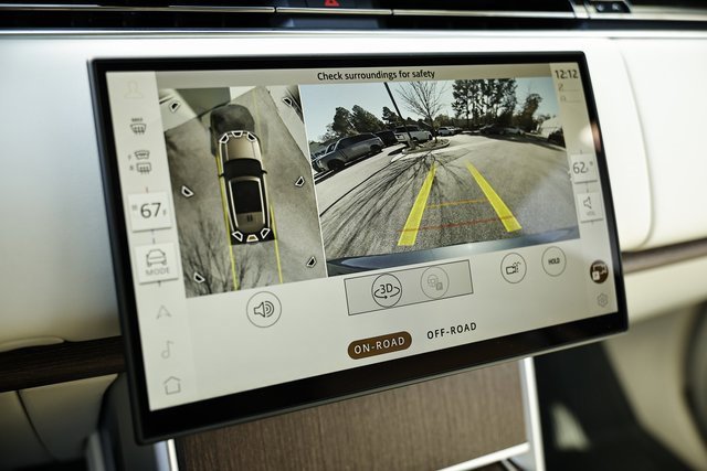 New 2025 Land Rover Range Rover SE image 45