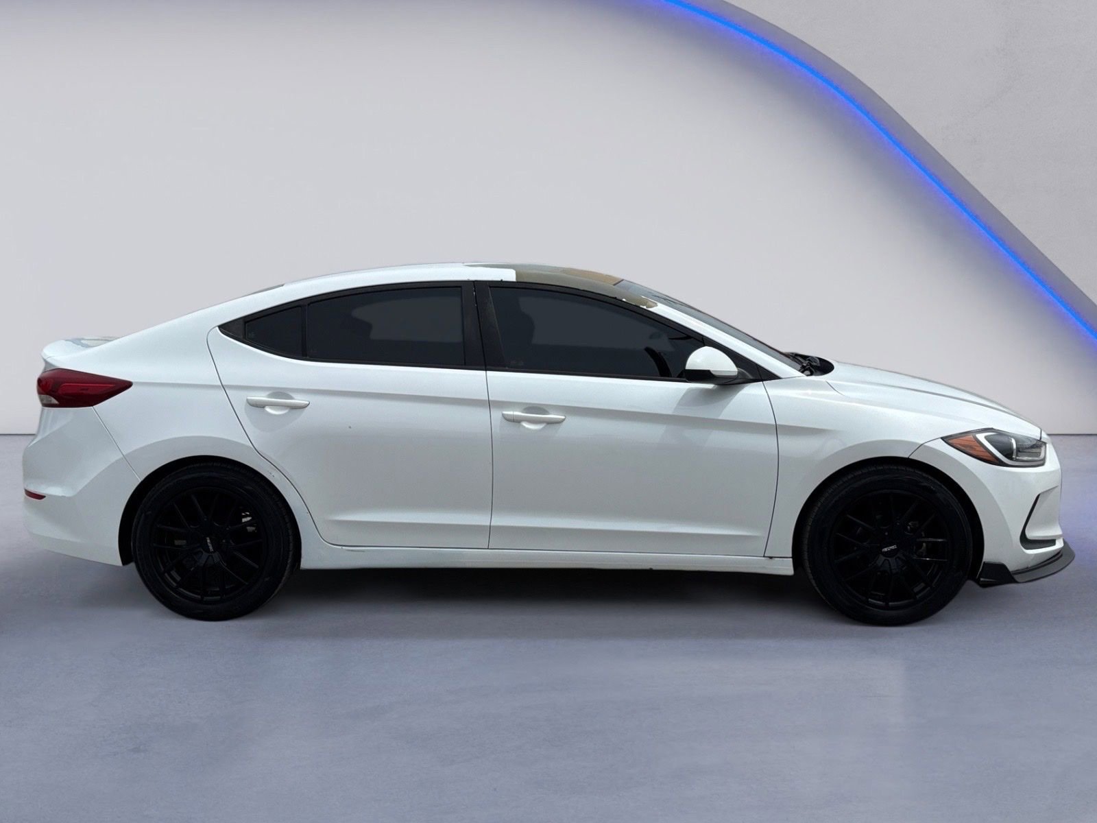 Used 2018 Hyundai Elantra SE FWD image 10