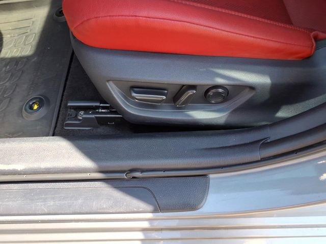 Used 2025 Toyota Camry XSE FWD image 21