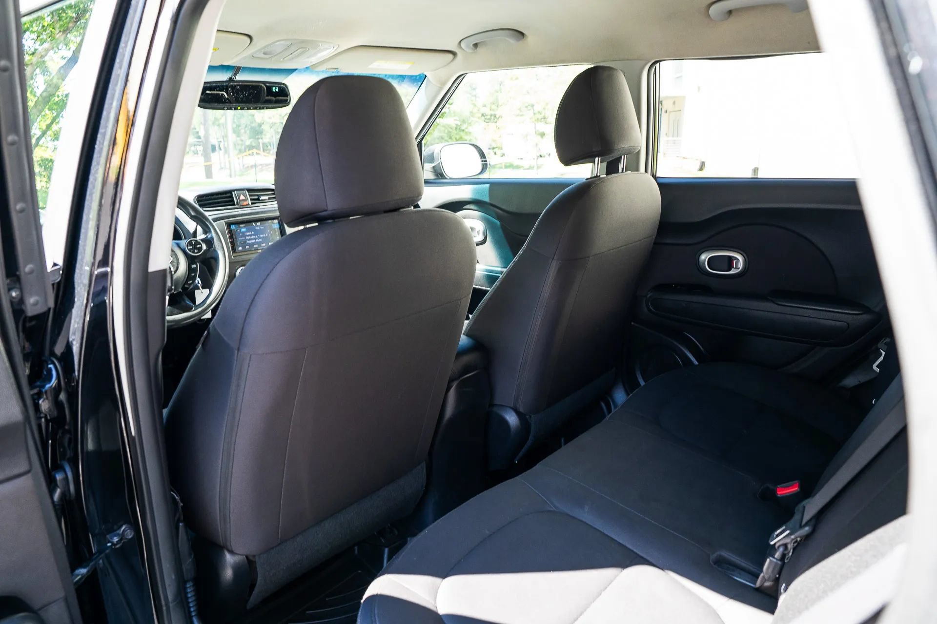 Used 2017 Kia Soul FWD image 28