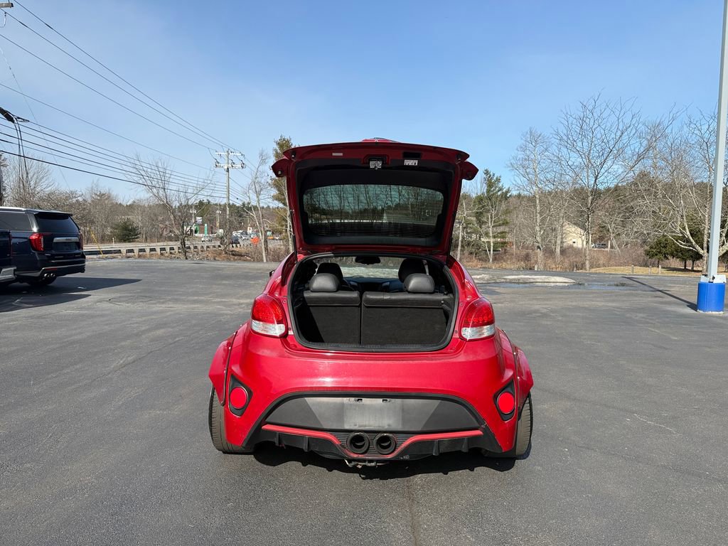 Used 2016 Hyundai Veloster Turbo image 11