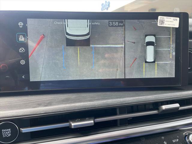 Used 2025 Hyundai Santa Fe Limited image 27