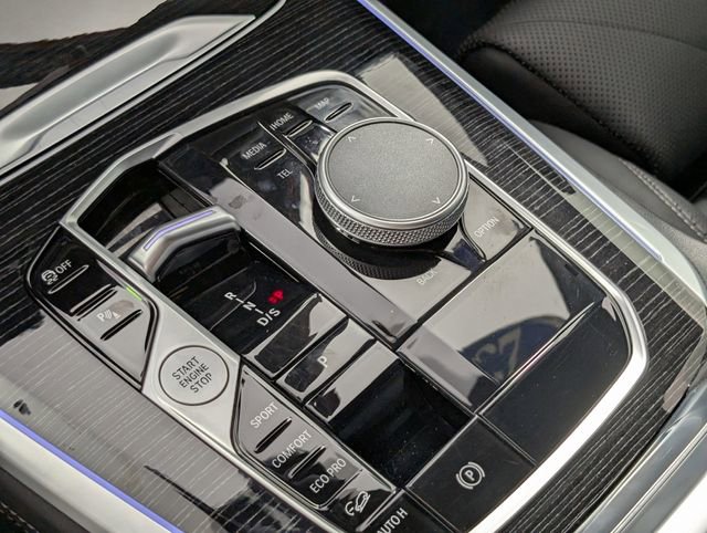 Used 2025 BMW X5 xDrive40i image 34