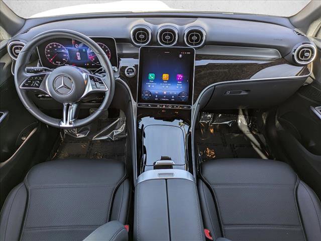 Used 2025 Mercedes-Benz GLC 300 image 18