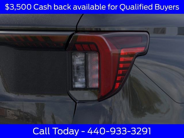 New 2026 Ford Explorer Active w/ Active Comfort Package image 24