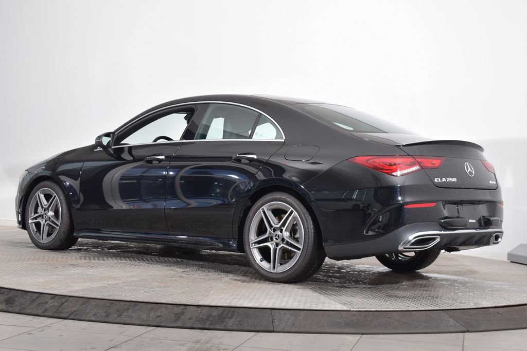 Used 2023 Mercedes-Benz CLA 250 4MATIC image 3