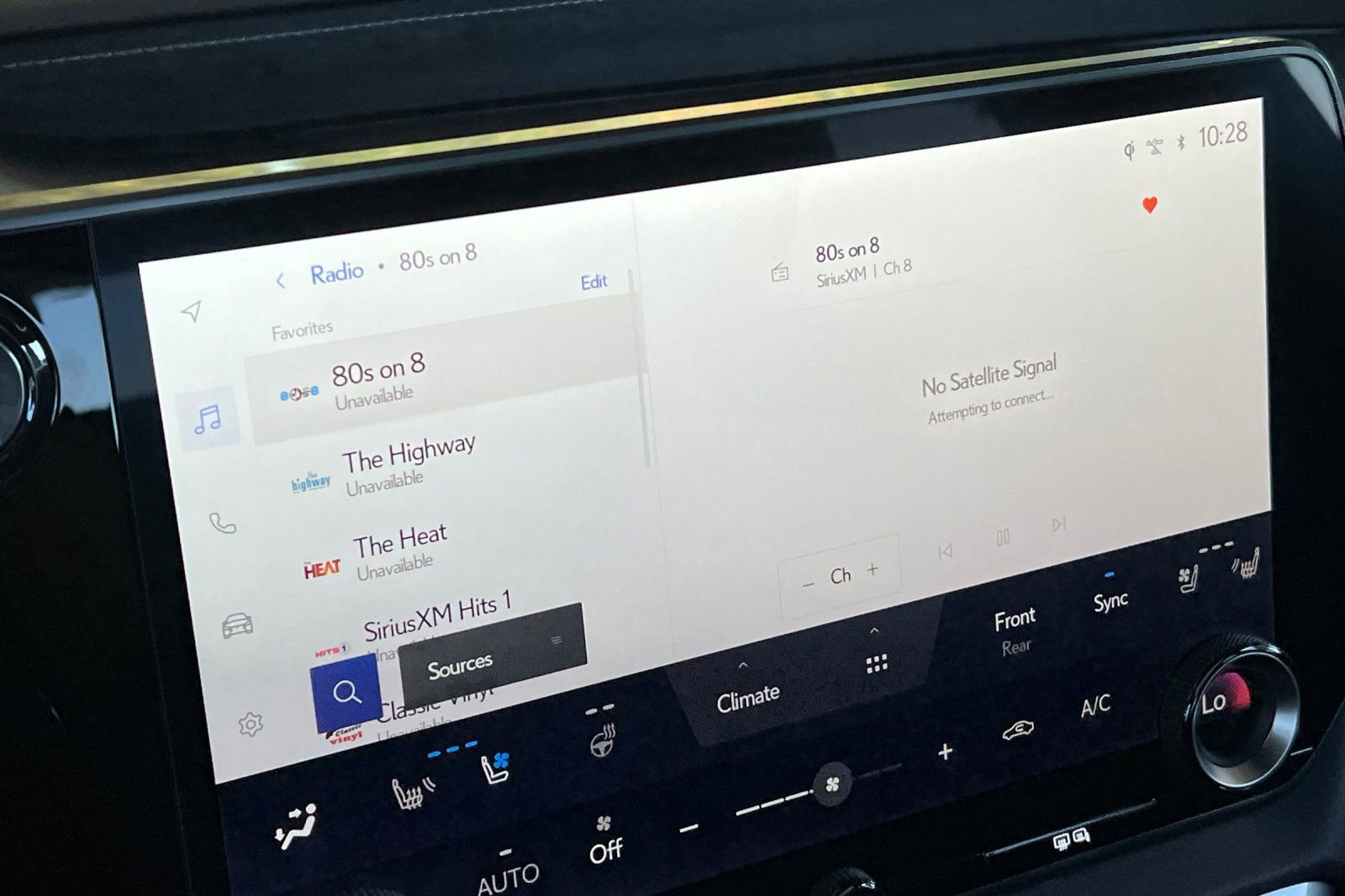 Used 2024 Lexus RX 450h AWD w/ Luxury Package image 22