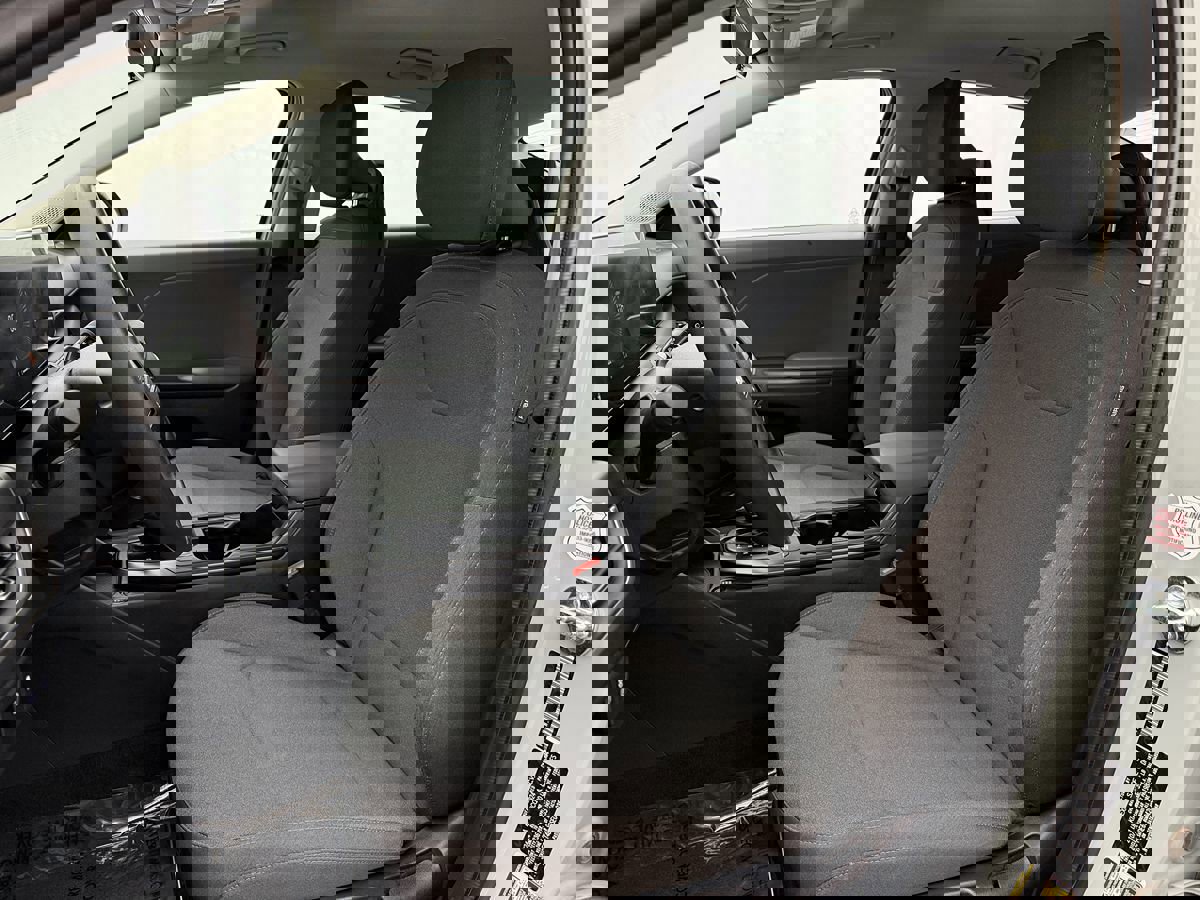 Used 2025 Kia K4 image 8