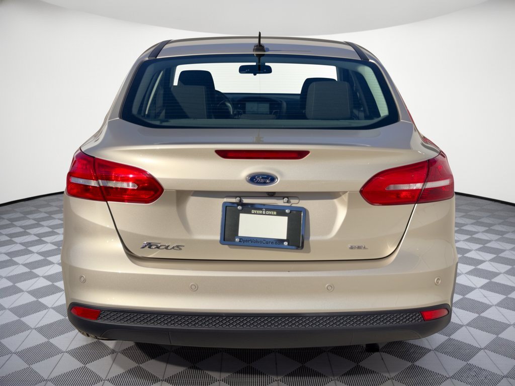 Used 2018 Ford Focus SEL FWD image 11