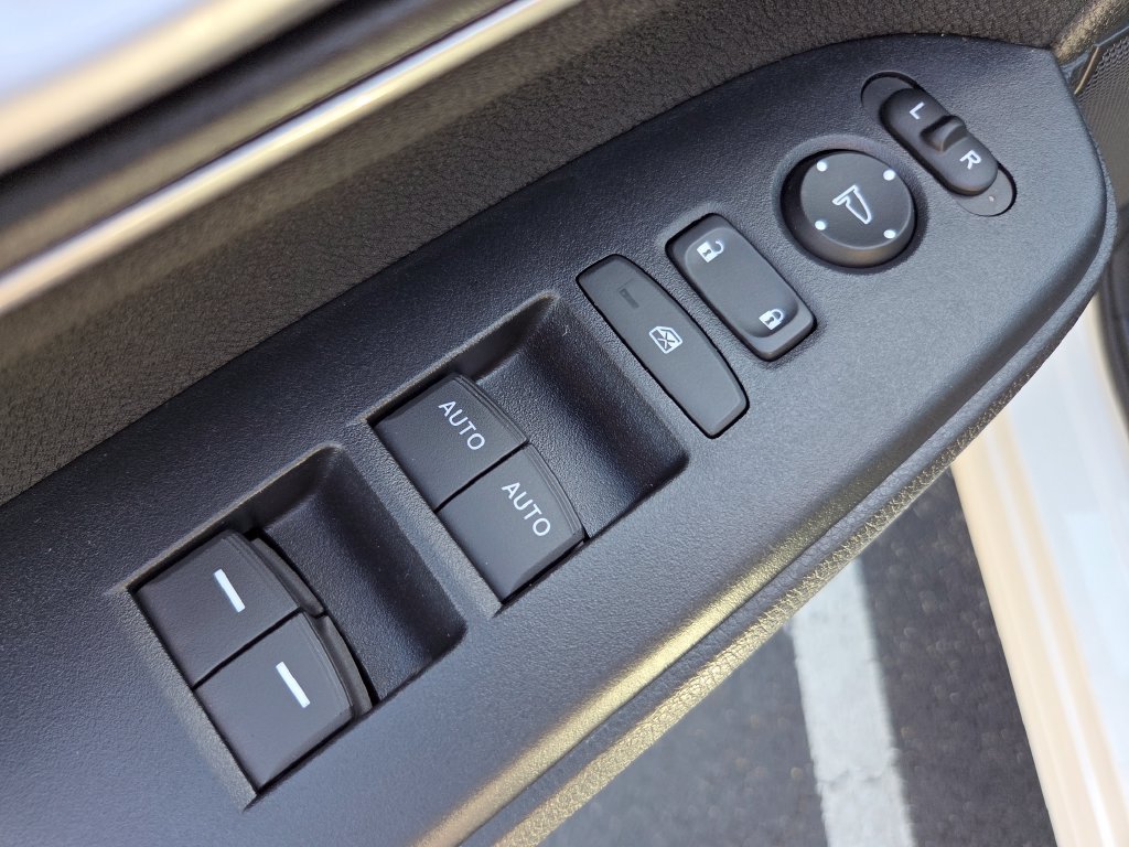 Certified 2022 Honda CR-V EX image 33