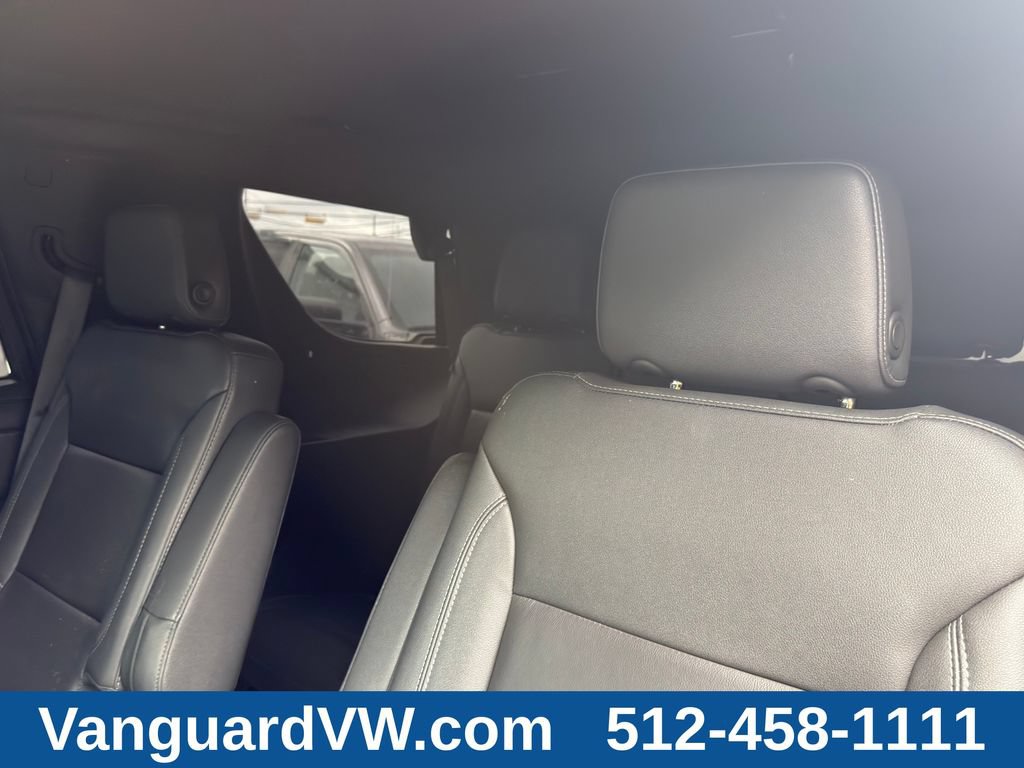 Used 2023 Chevrolet Tahoe Z71 w/ Luxury Package AWD/4WD image 33