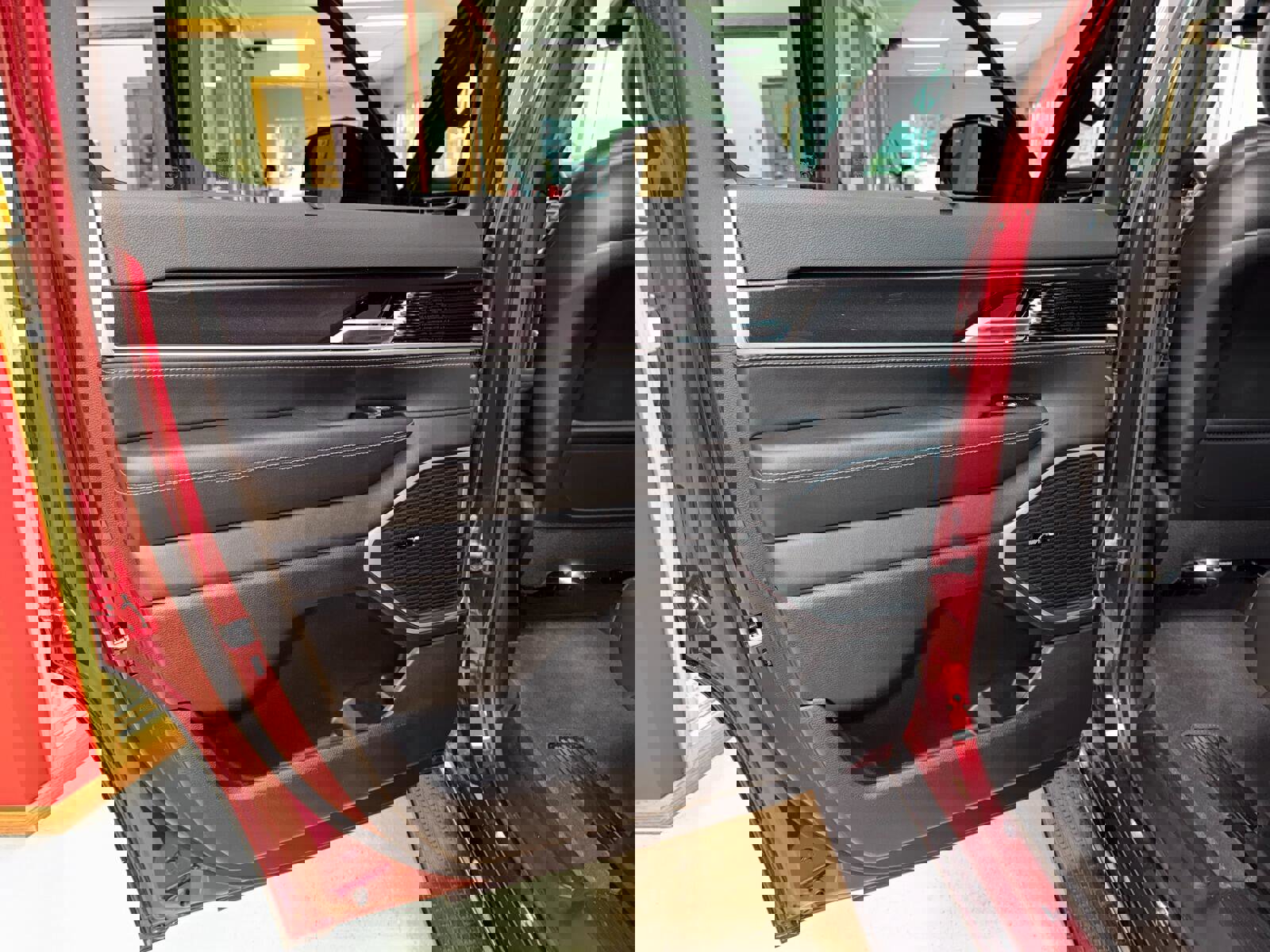 New 2024 Jeep Wagoneer w/ Convenience Group I image 12