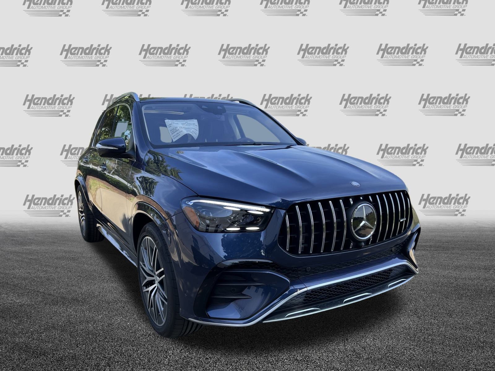 New 2026 Mercedes-Benz GLE 53 AMG 4MATIC image 2