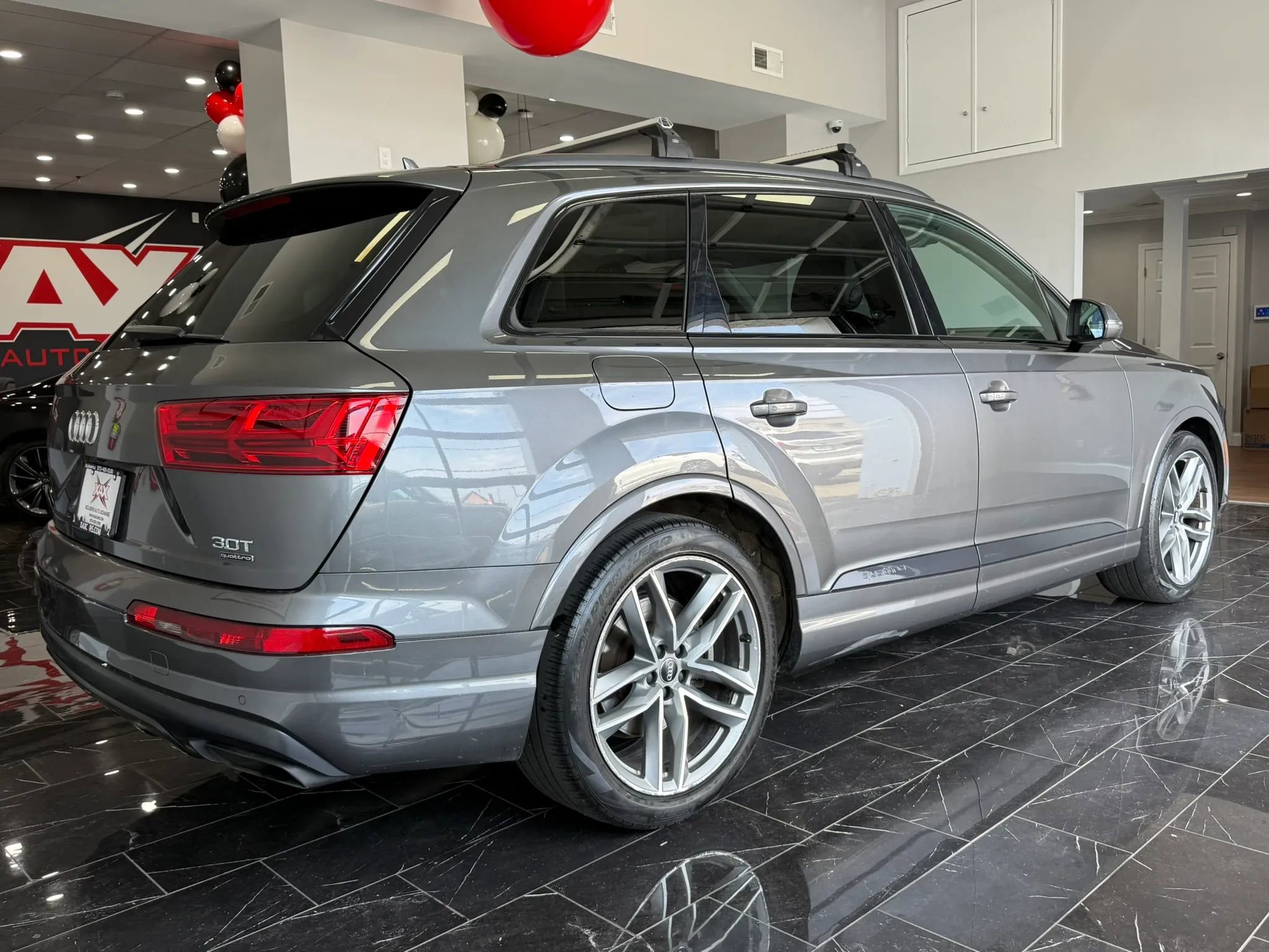Used 2018 Audi Q7 3.0T Prestige image 6