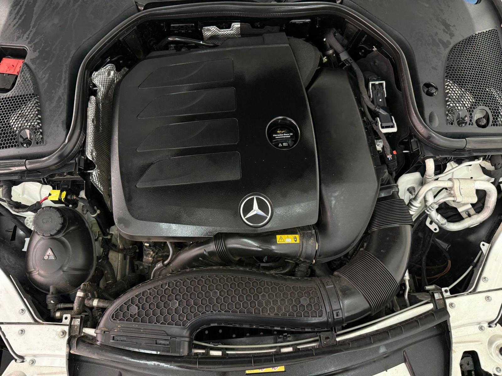 Used 2021 Mercedes-Benz E 350 Sedan image 32