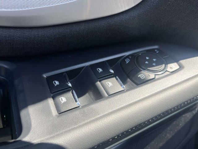 New 2026 Ford Expedition Active AWD/4WD image 13