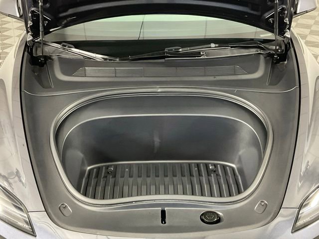 Used 2025 Tesla Model 3 Long Range RWD image 35