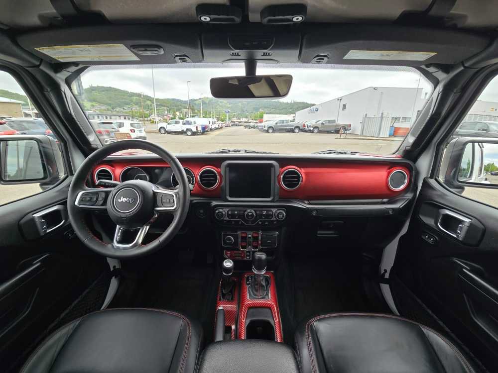 Used 2023 Jeep Gladiator Rubicon w/ LED Lighting Group AWD/4WD image 15