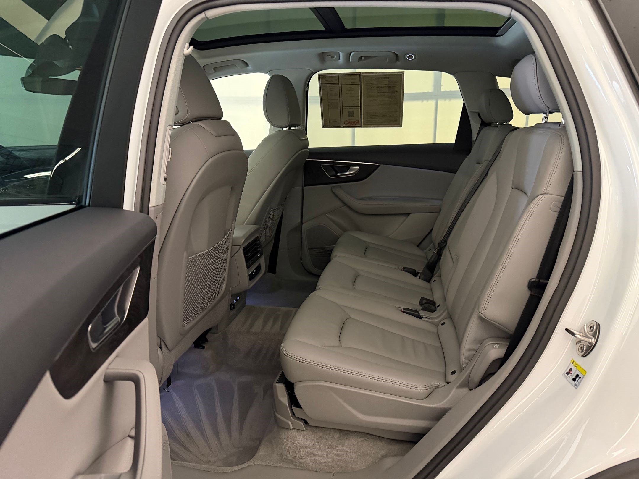 Used 2023 Audi Q7 2.0T Premium Plus w/ Premium Plus Package AWD/4WD image 24