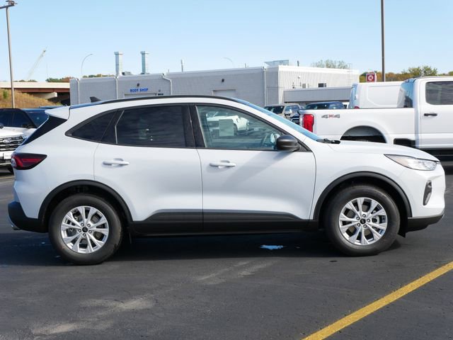 New 2026 Ford Escape Active w/ Cold Weather Package FWD image 8