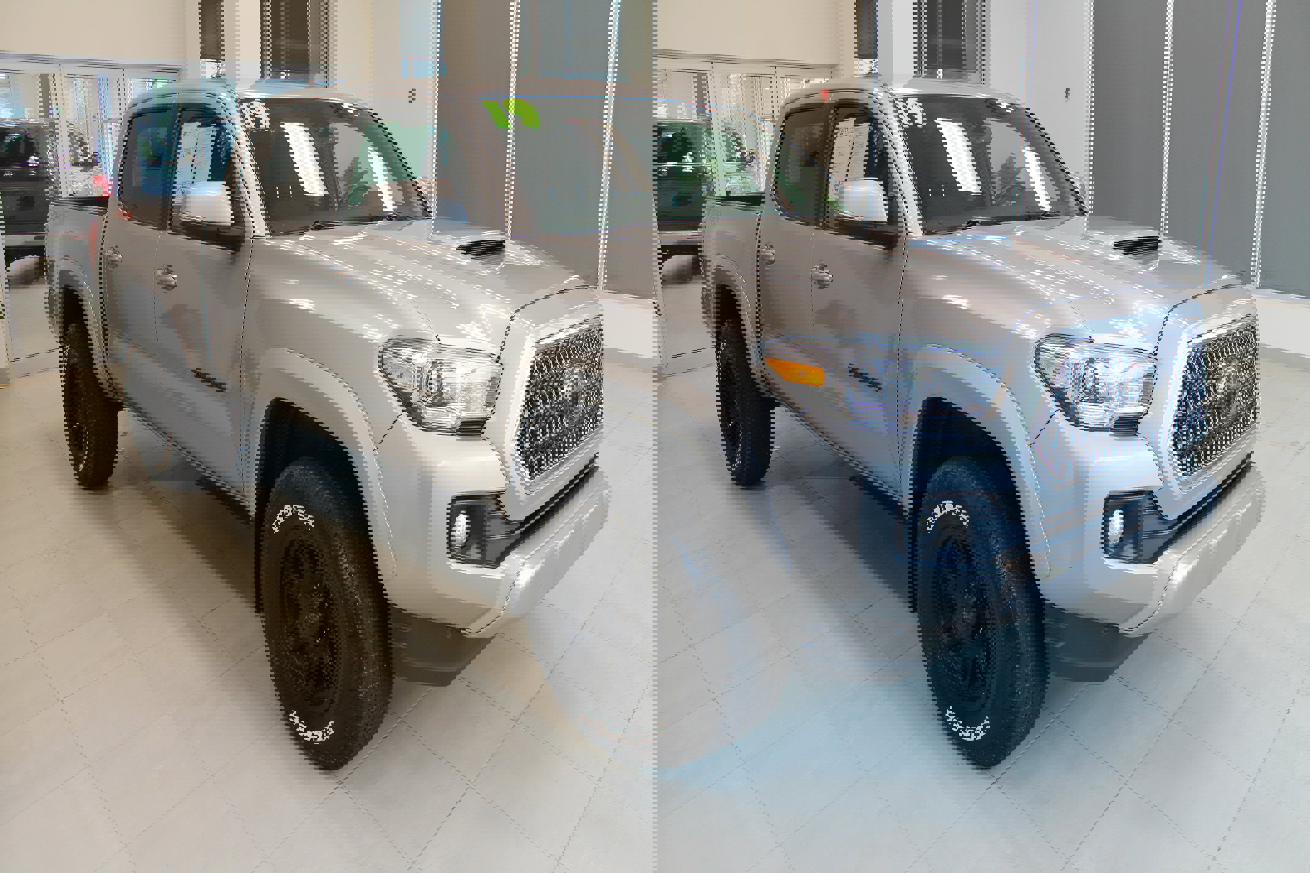 Used 2019 Toyota Tacoma TRD Sport image 2