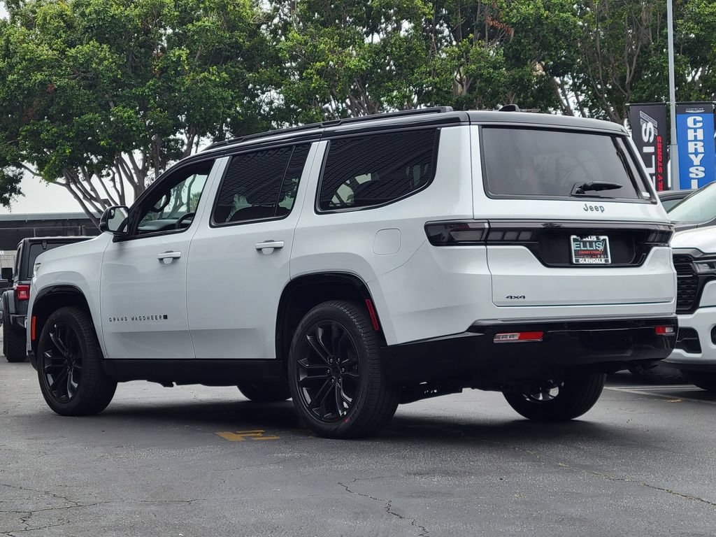 New 2026 Jeep Grand Wagoneer Summit AWD/4WD image 2