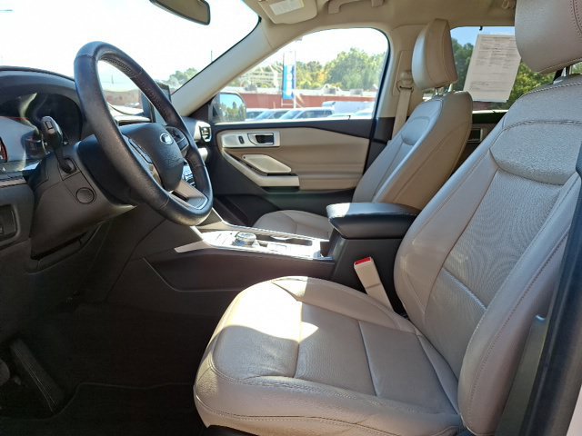Certified 2023 Ford Explorer Limited w/ Limited Technology Package RWD image 15
