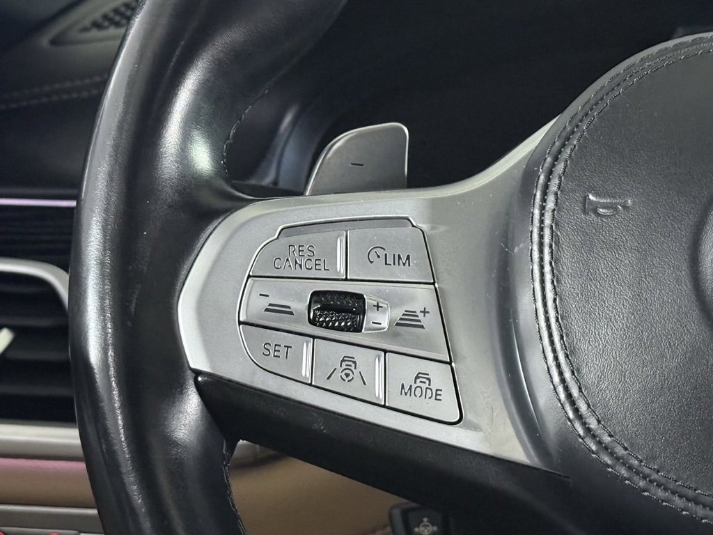 Used 2022 BMW 750i xDrive w/ Executive Package image 46