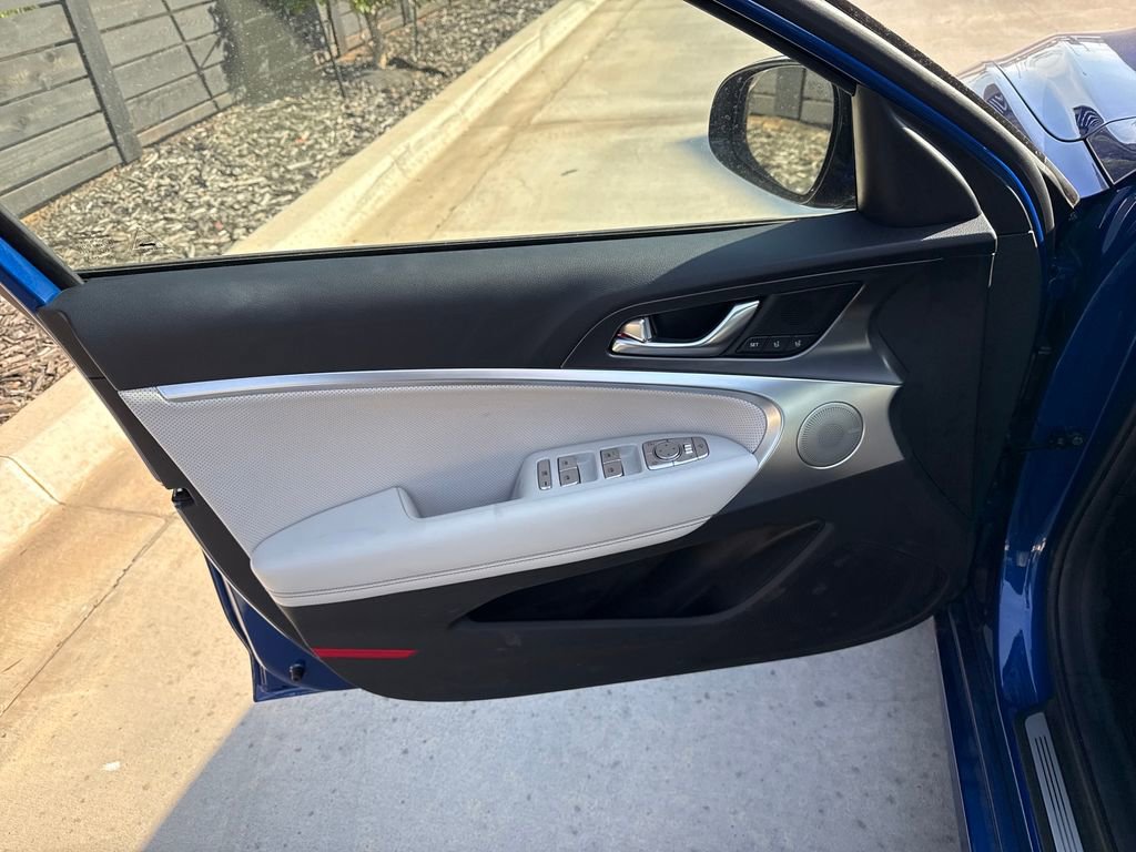 New 2026 Genesis G70 3.3T Sport Prestige RWD image 9