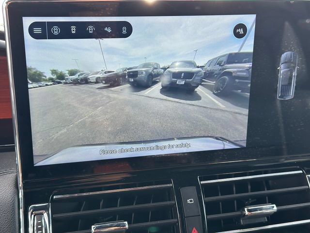 Used 2022 Lincoln Navigator Reserve AWD/4WD image 30