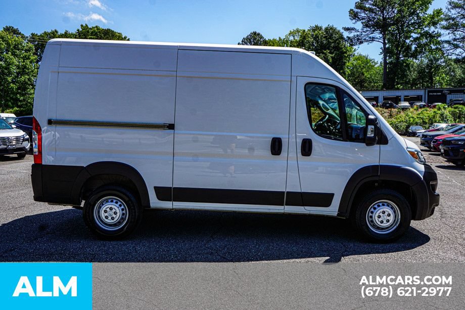 Used 2025 RAM ProMaster 2500 w/ Convenience Group FWD image 8