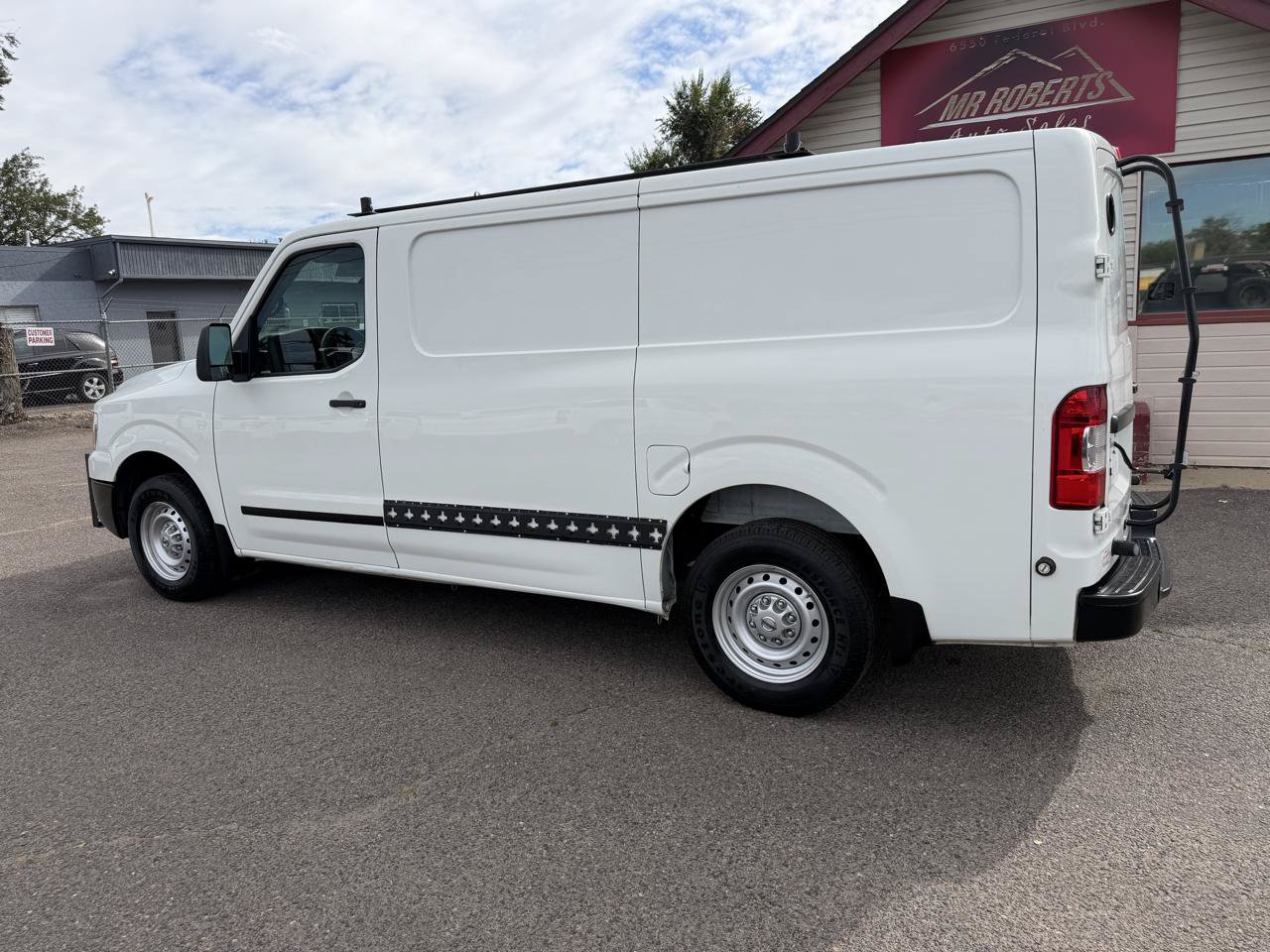 Used 2020 Nissan NV 1500 S RWD image 5