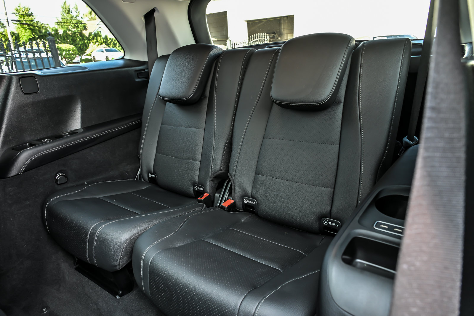 Used 2024 Mercedes-Benz GLS 450 4MATIC image 15