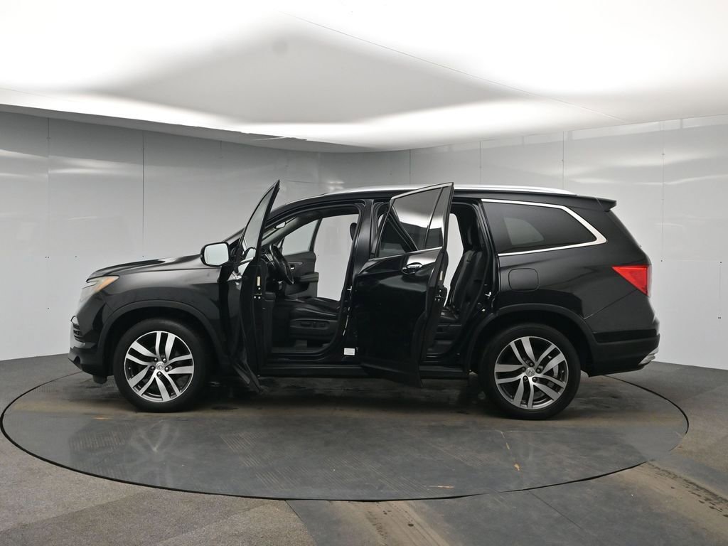 Used 2016 Honda Pilot Touring image 50