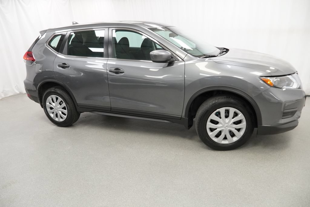 Used 2020 Nissan Rogue S AWD/4WD image 10