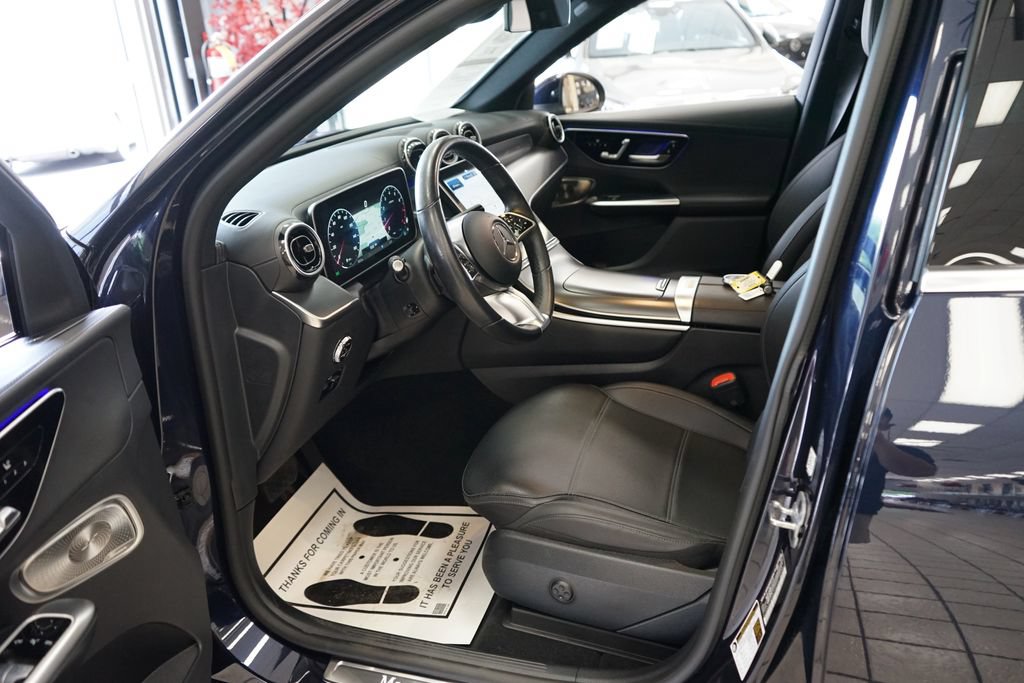 Used 2024 Mercedes-Benz GLC 300 4MATIC image 26