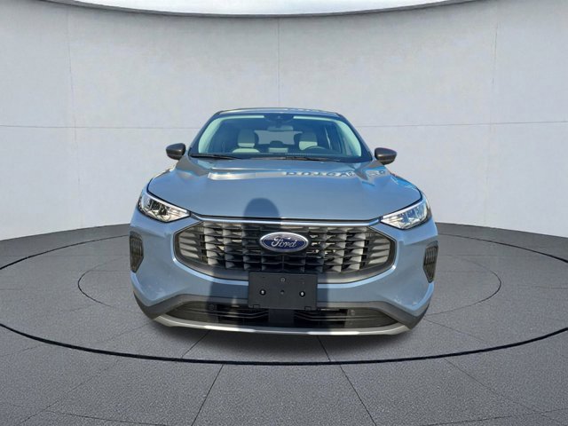 Used 2025 Ford Escape Active w/ Cold Weather Package image 8