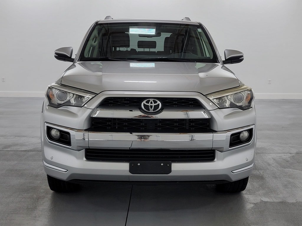Used 2014 Toyota 4Runner Limited AWD/4WD image 3