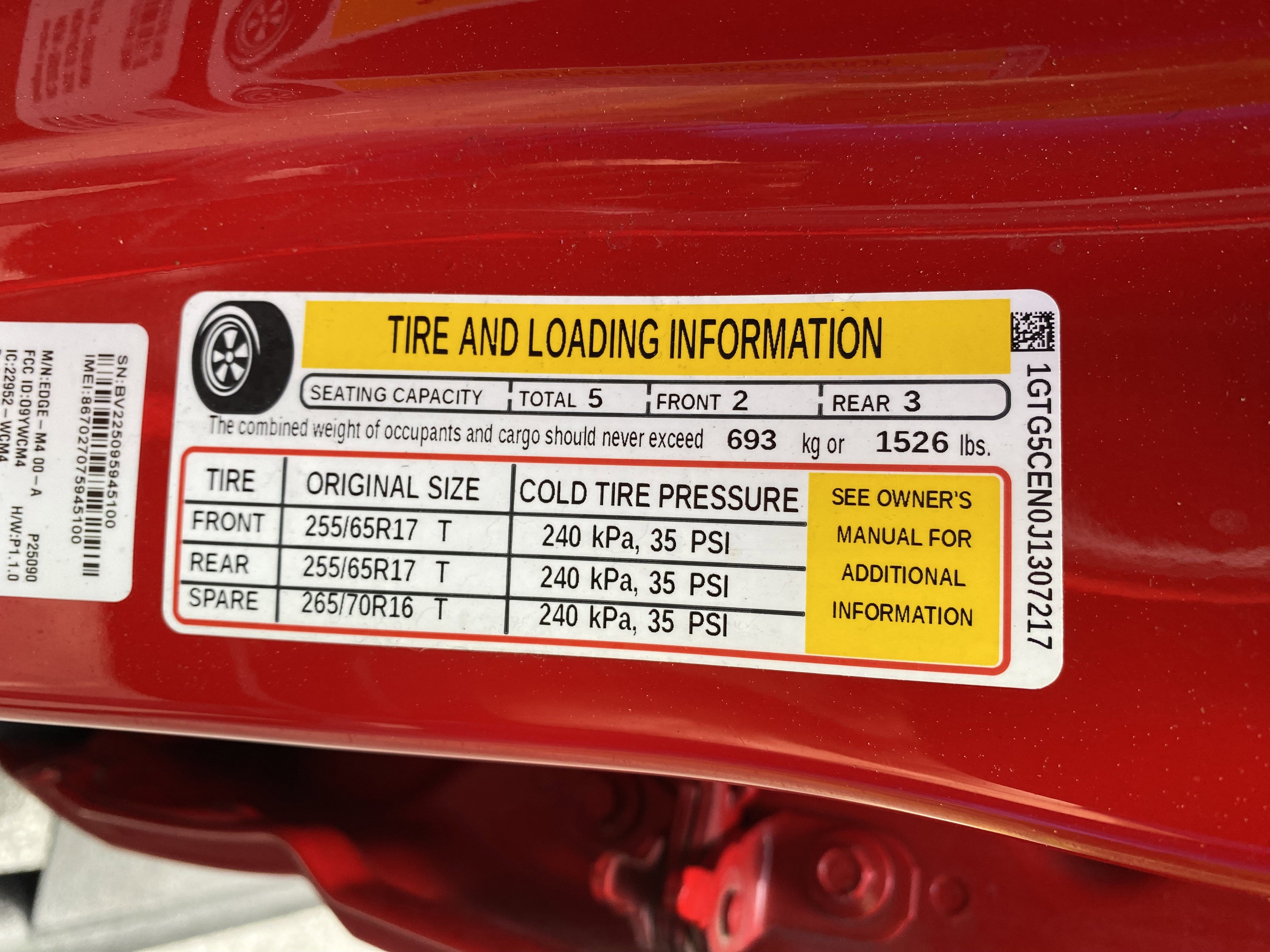 Used 2018 GMC Canyon SLE image 36