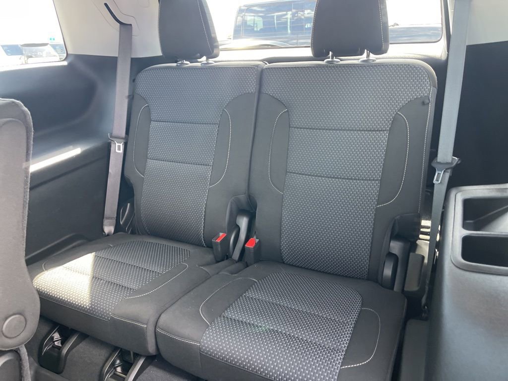 Certified 2023 GMC Acadia SLE w/ Driver Convenience Package image 16