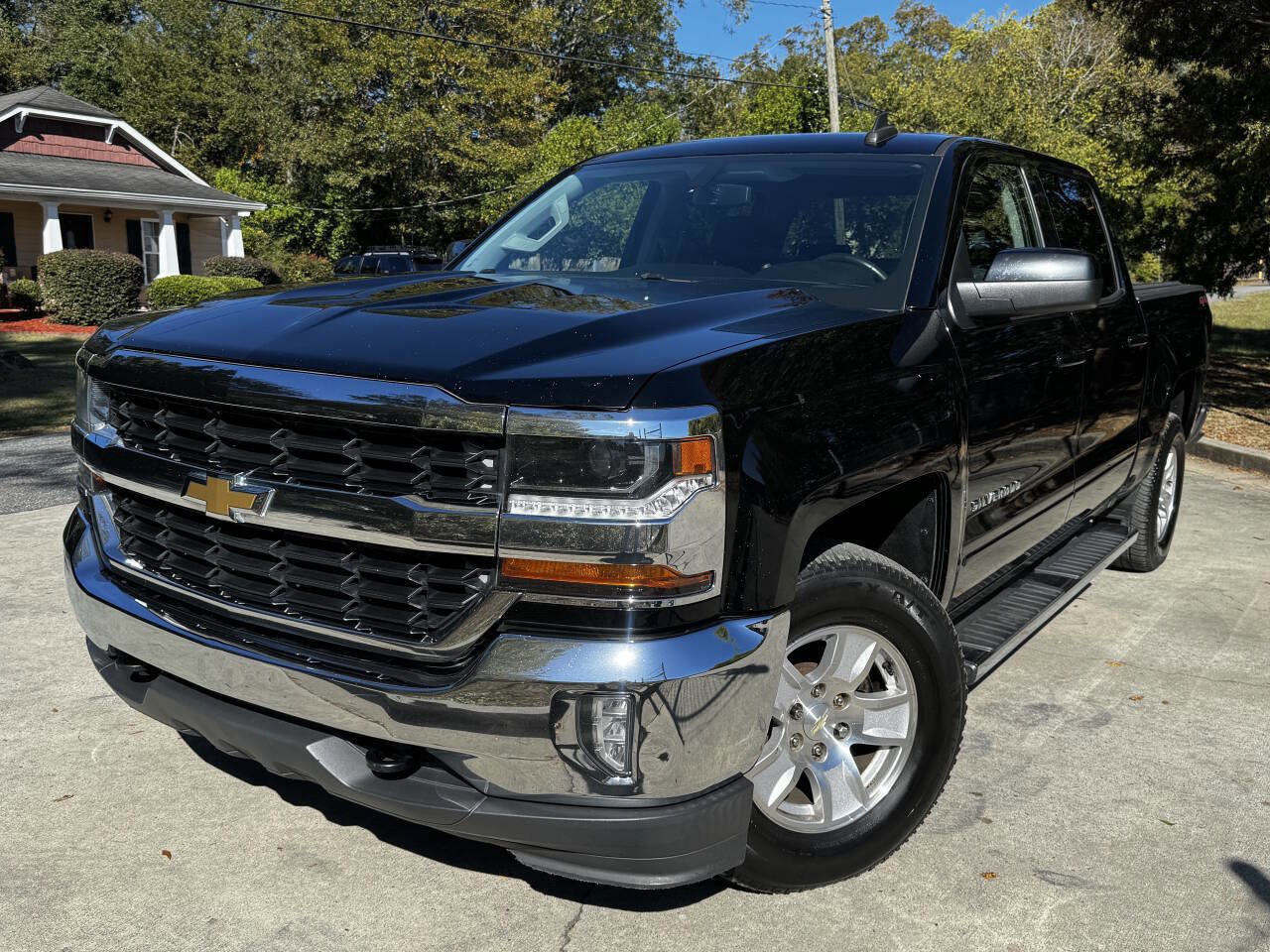 Used 2017 Chevrolet Silverado 1500 LT