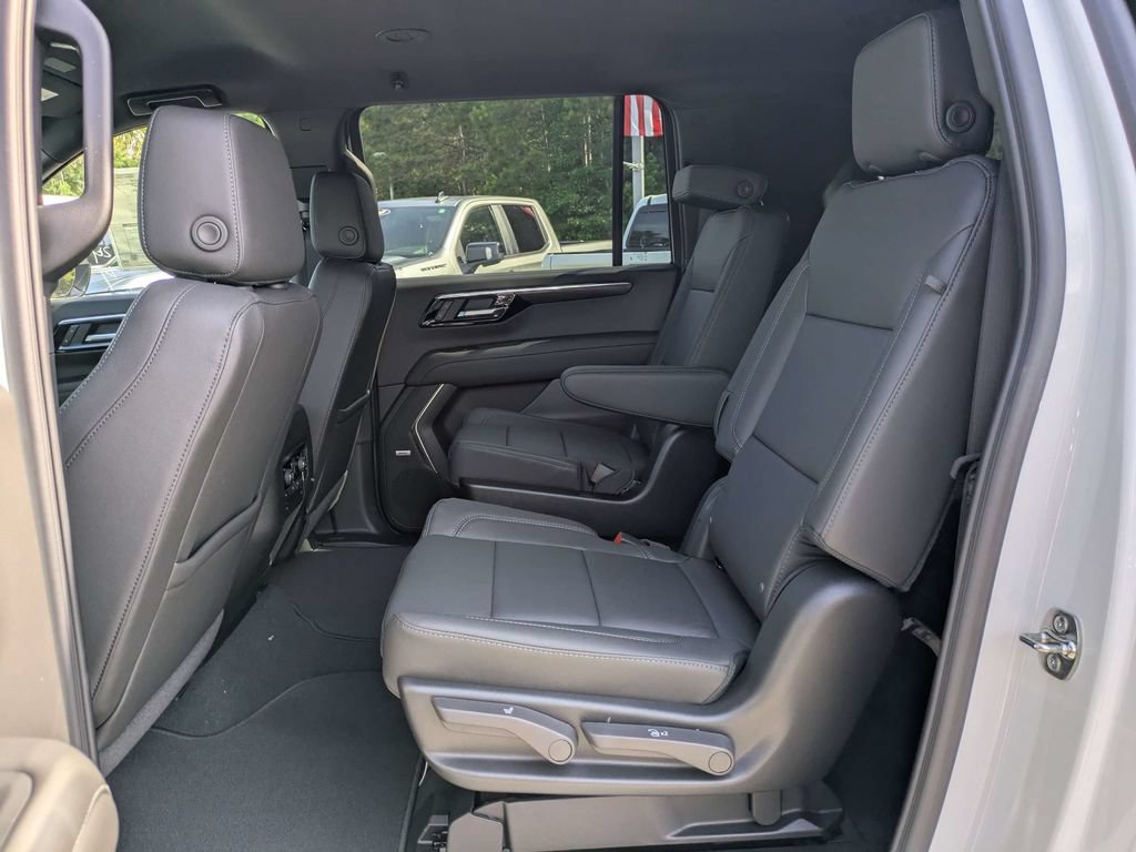New 2026 Chevrolet Suburban LT w/ Comfort Package RWD image 16