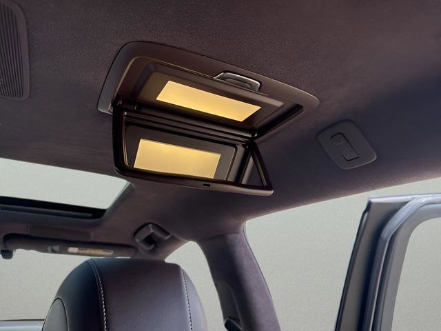 Used 2018 Lexus LS 500 w/ Interior Upgrade Package image 29