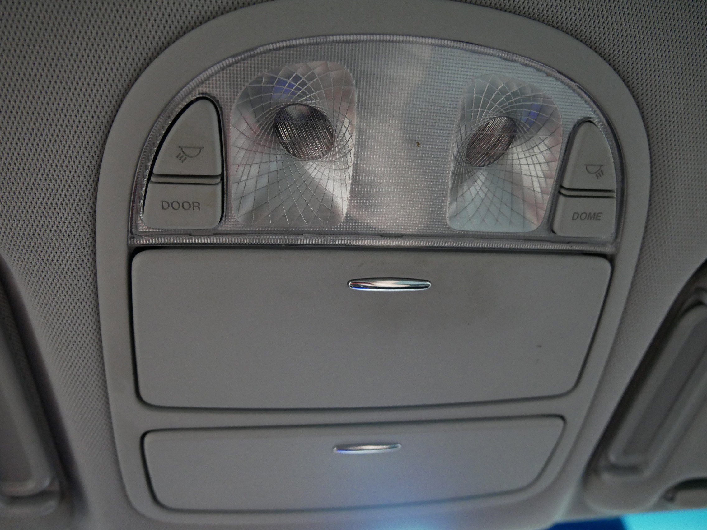 Used 2012 Hyundai Santa Fe GLS image 32