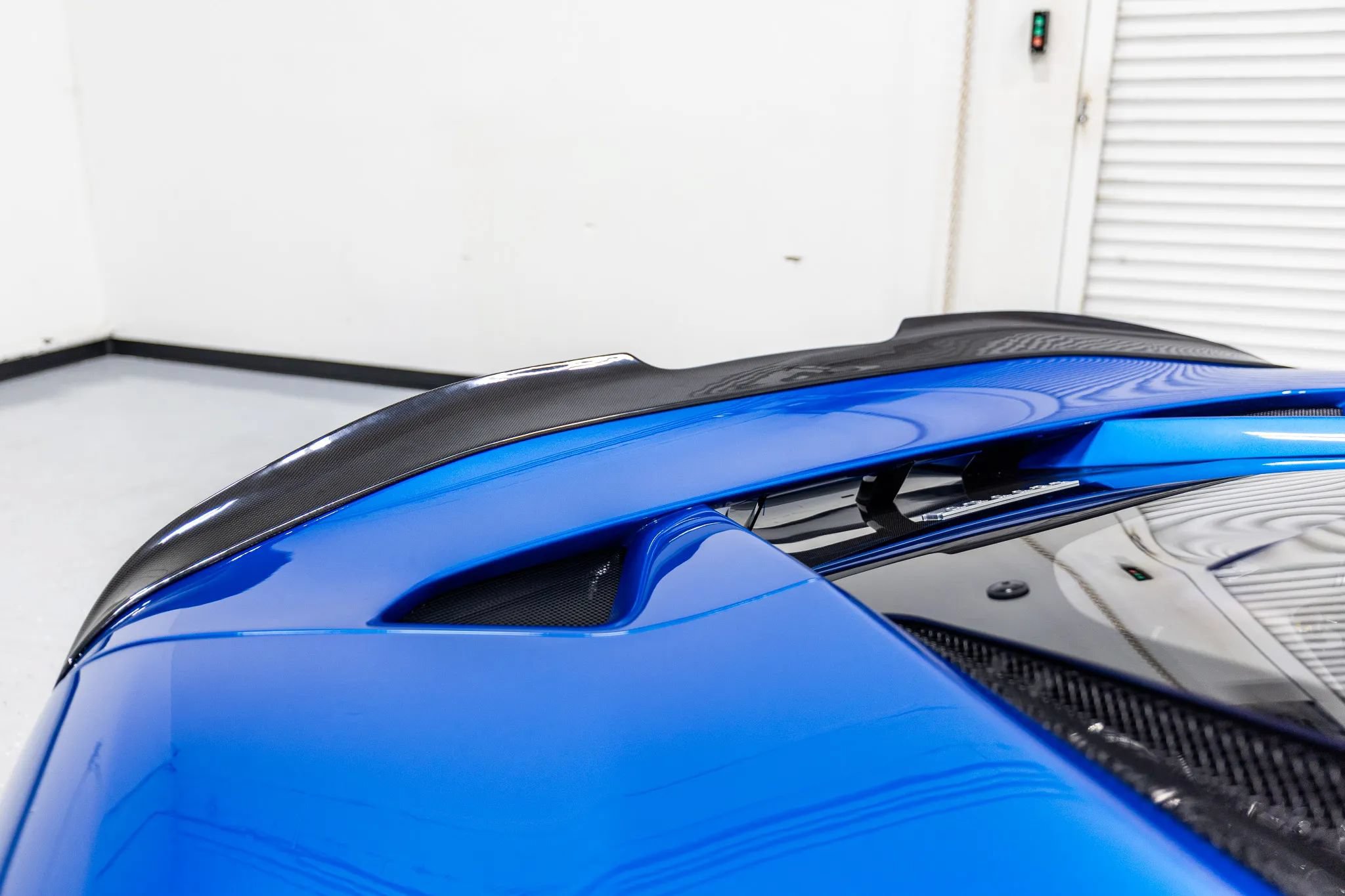 Used 2020 Ferrari F8 Tributo RWD image 23