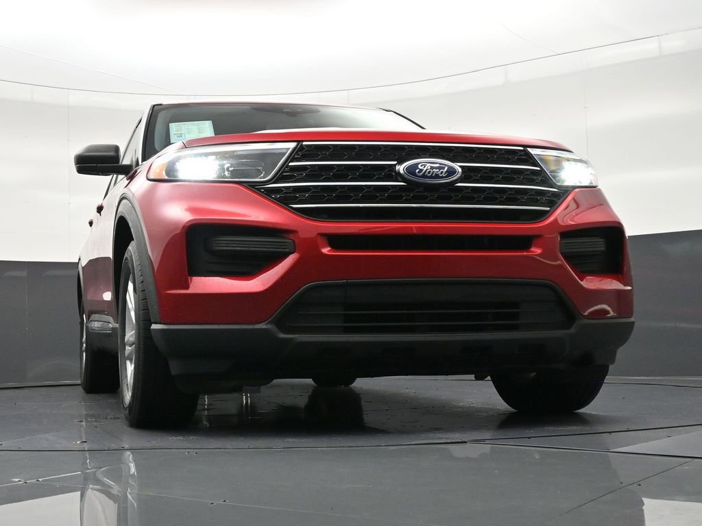 Used 2021 Ford Explorer XLT image 31