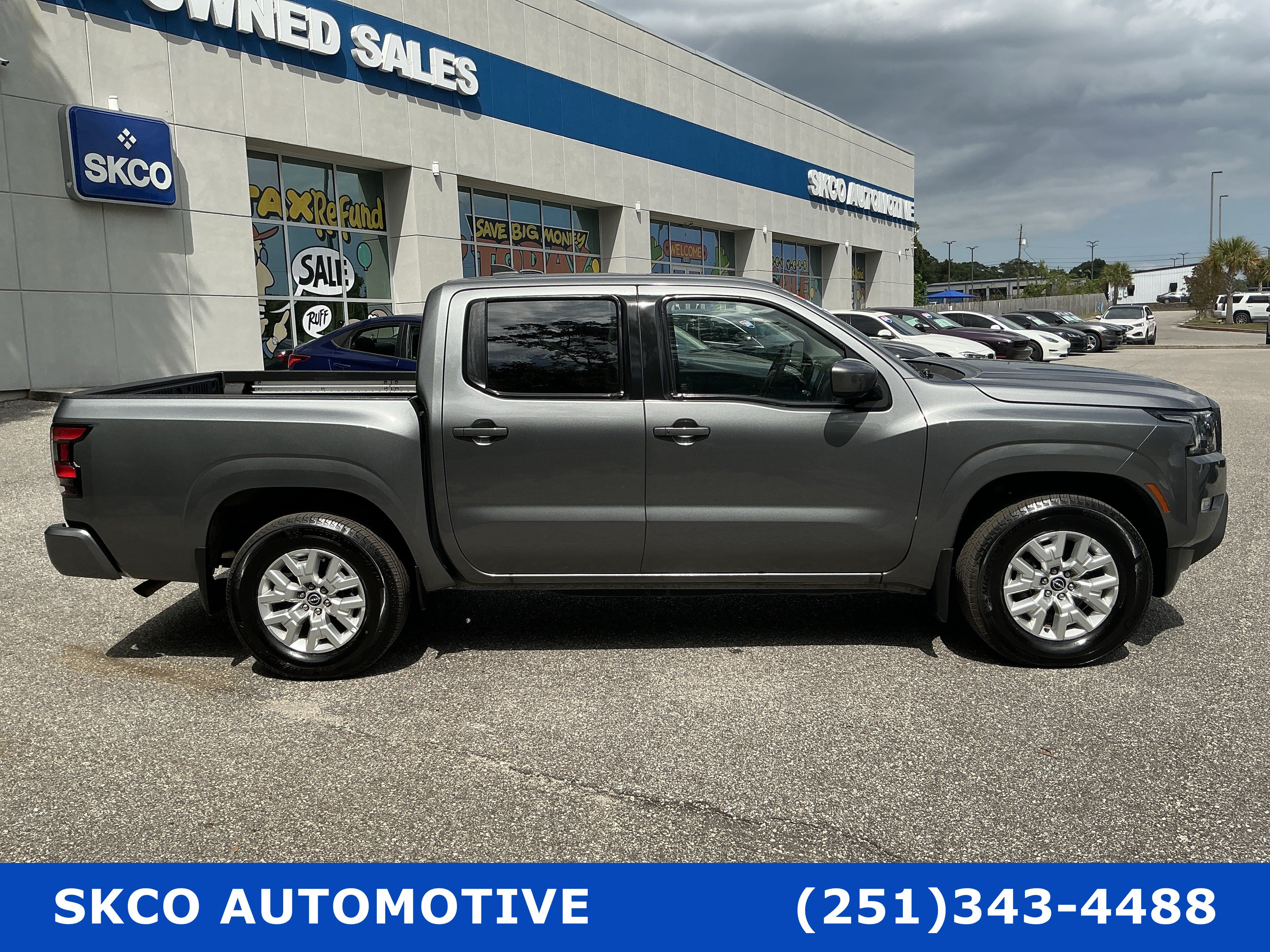 Used 2024 Nissan Frontier SV w/ SV Convenience Package RWD image 6