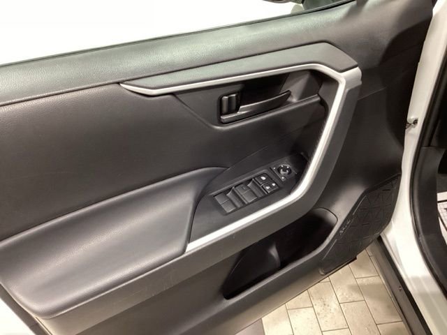 Used 2023 Toyota RAV4 LE image 15