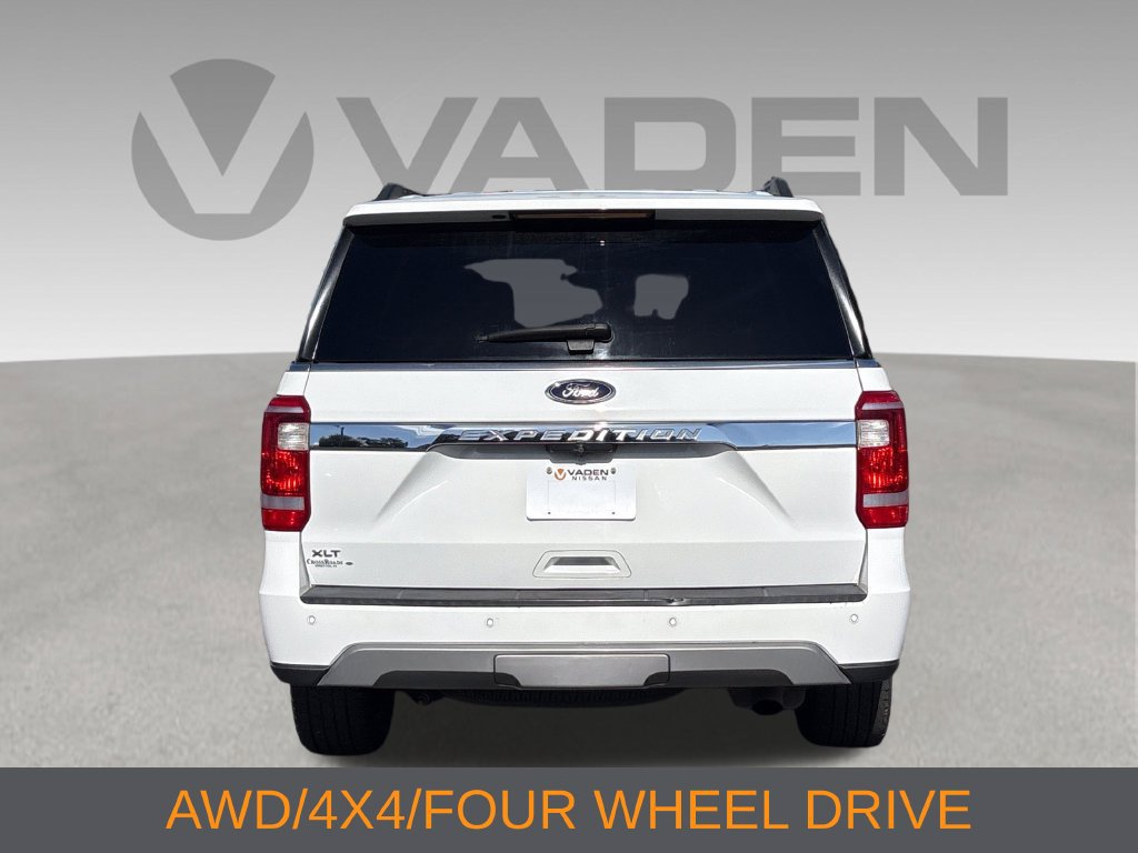 Used 2019 Ford Expedition XLT w/ Equipment Group 202A AWD/4WD image 15