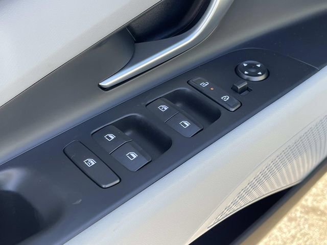 New 2026 Hyundai Elantra Limited FWD image 23